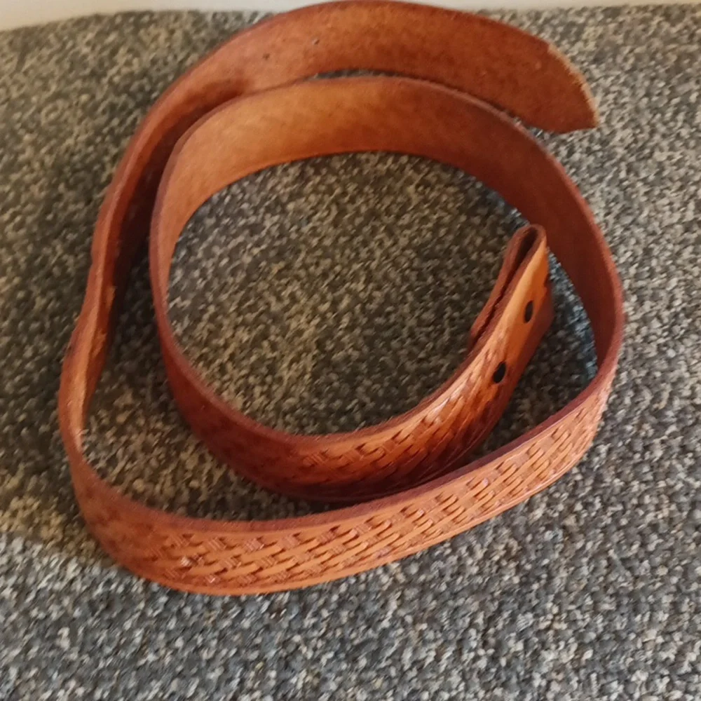 Men's chestnut brown western basket weave stamped belt 48 in long